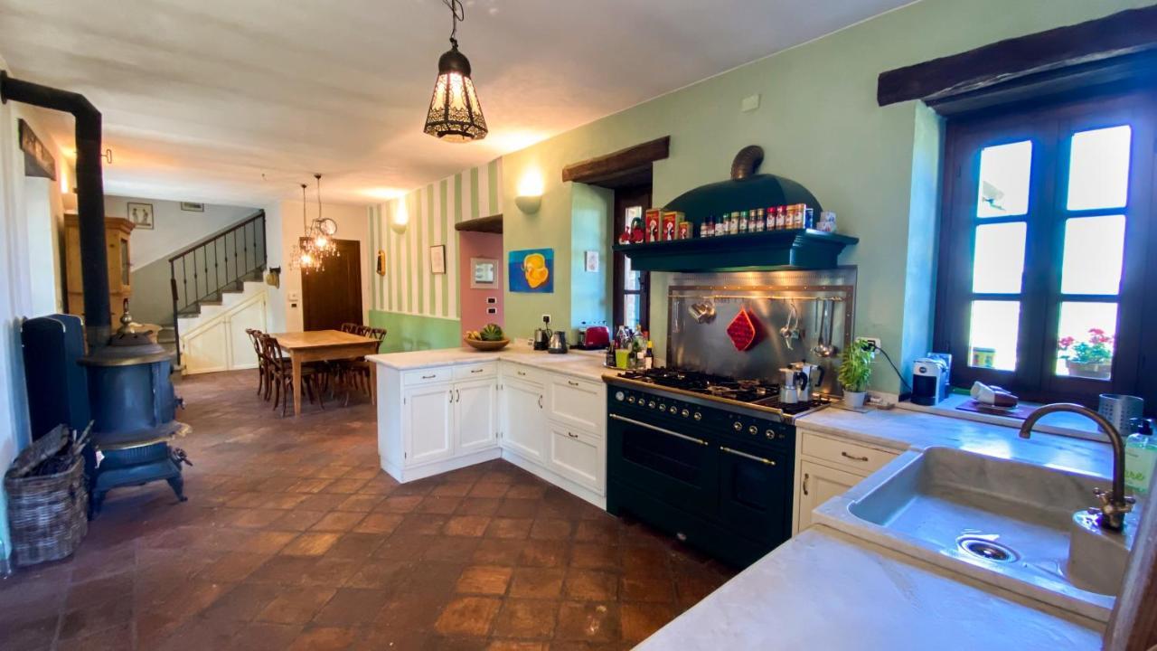 Vakantiehuis Casa Dolce Vista Monastero Bormida Luaran gambar