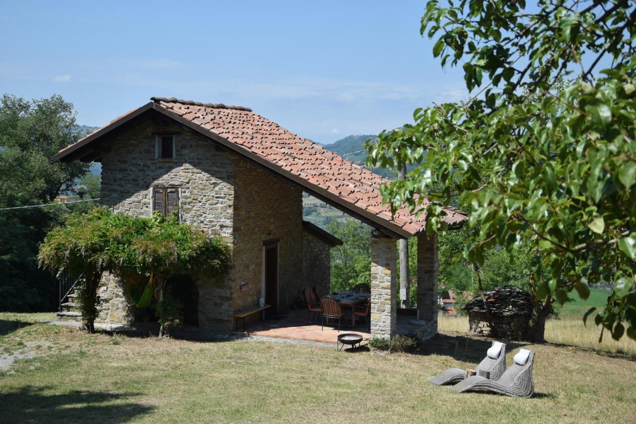 Vakantiehuis Casa Dolce Vista Monastero Bormida Luaran gambar