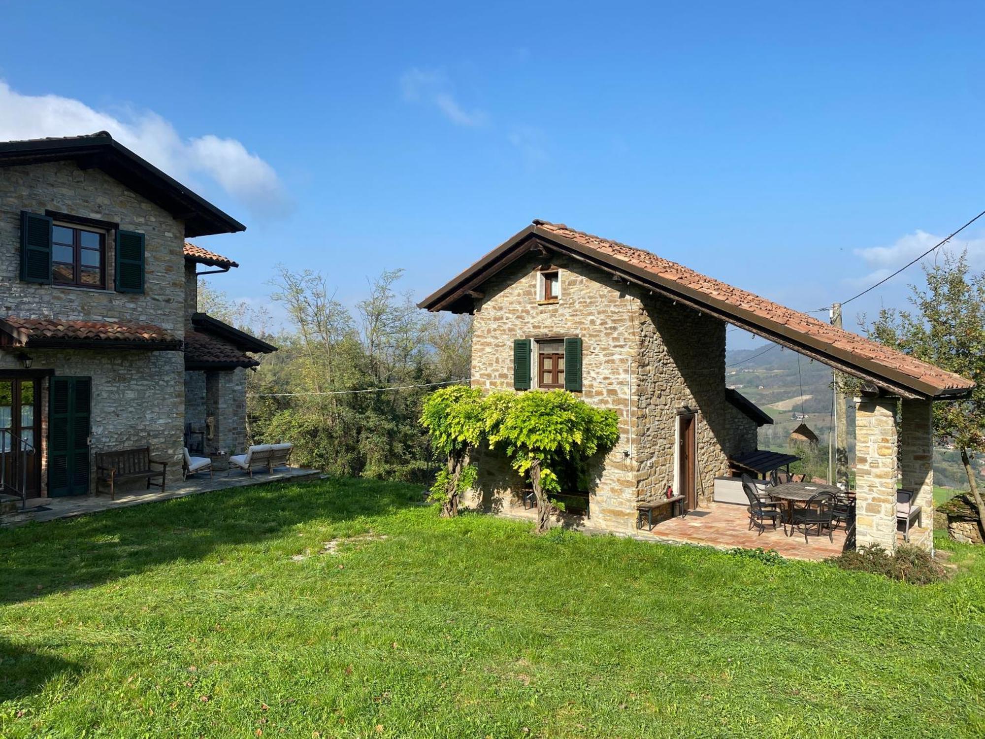 Vakantiehuis Casa Dolce Vista Monastero Bormida Luaran gambar